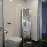 شقة بيك *
